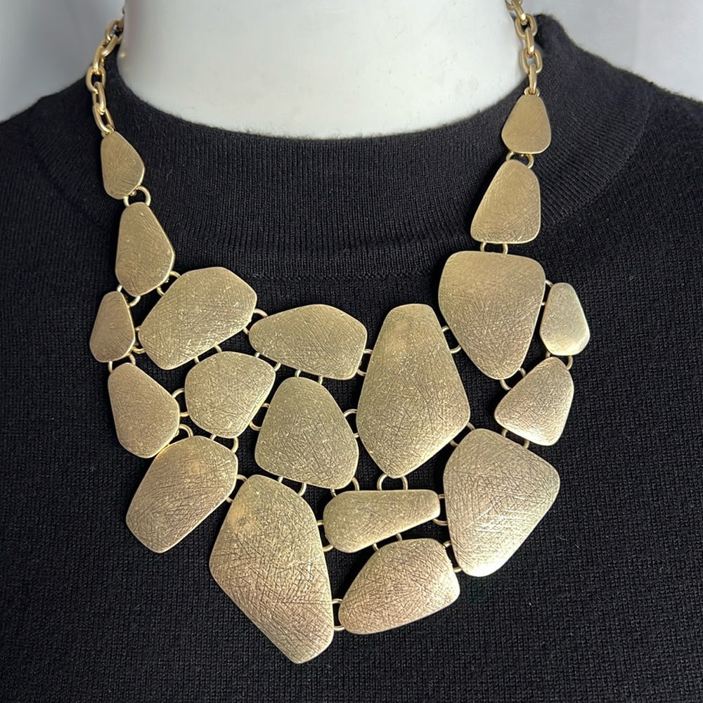 Lydellnyc 15” Oversized Cleopatra Statement Necklace